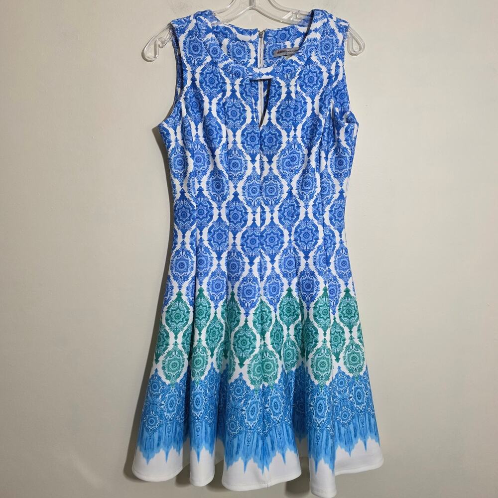 danny and nicole Gabby Skye abstract printed sleeveless keyhole dress woman sz 4